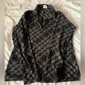 Thin fleece pullover jacket